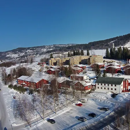 比尔凯贝内伦酒店及公寓 3* 利勒哈默尔